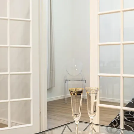 Apartamento Cosy, Brand New In Area *