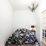 Cosy, Brand New In Area